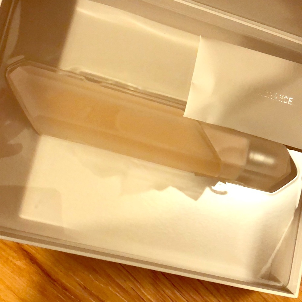 KKW fragrance crystal gardenia Oud